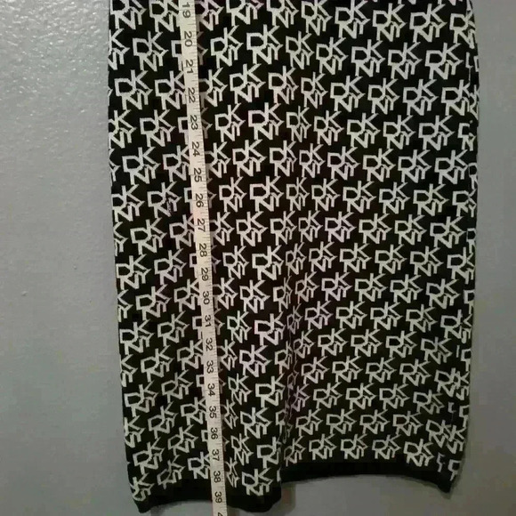 DKNY Dress Size Small - Picture 10 of 12